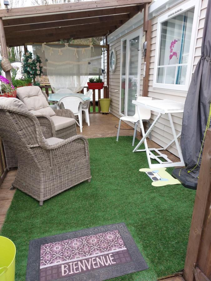 Anne Marie Vous Accueilles Dans Son Logement Familiale Pour 6 Personnes 3 Chambres Confortable Proche D Europa Park A Boofzheim Dans Camping 3 Etoiles מראה חיצוני תמונה